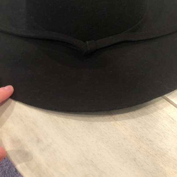 100% wool hat - Picture 2 of 3